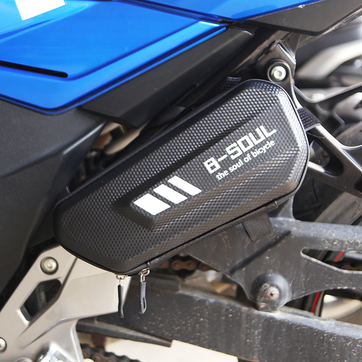 Hard Shell Motorcycle Saddle Tool Bag, 2L