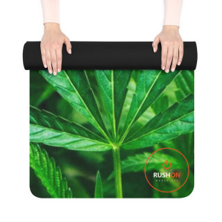 Marijuana leaf rubber yoga mat, non-slip 3