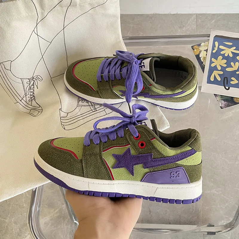 Contrast Star Lace-Up Athletic Sneakers 2