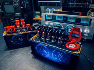 USB Hub Dock Extender | RGB Desktop Punk Decoration 3