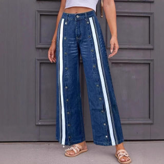 Retro-Style Wide-Leg Floor-Length Denim Pants 3