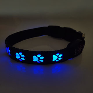 Rechargeable Luminous LED Paw-Print Dog Collar 4