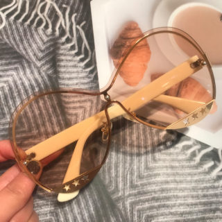 Five-Star Metal Detail Gradient Fashion Sunglasses 4