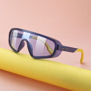 Steampunk-Style Windproof Wraparound Sunglasses 4