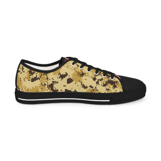 Gold Splatter Pattern Men's Low-Top Sneakers | Abstract Paint Design 15