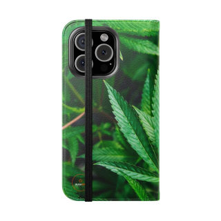 Marijuana leaf flip case 103