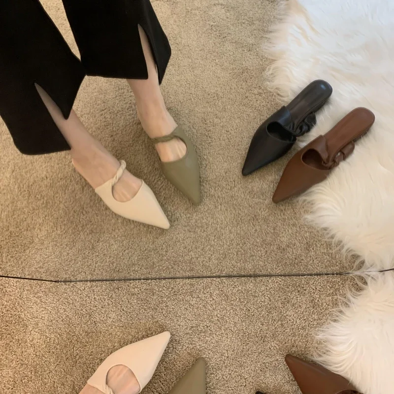 Women's Pointed-Toe Flat Mules 4