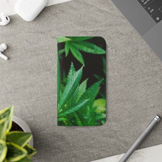 Marijuana leaf flip case 216