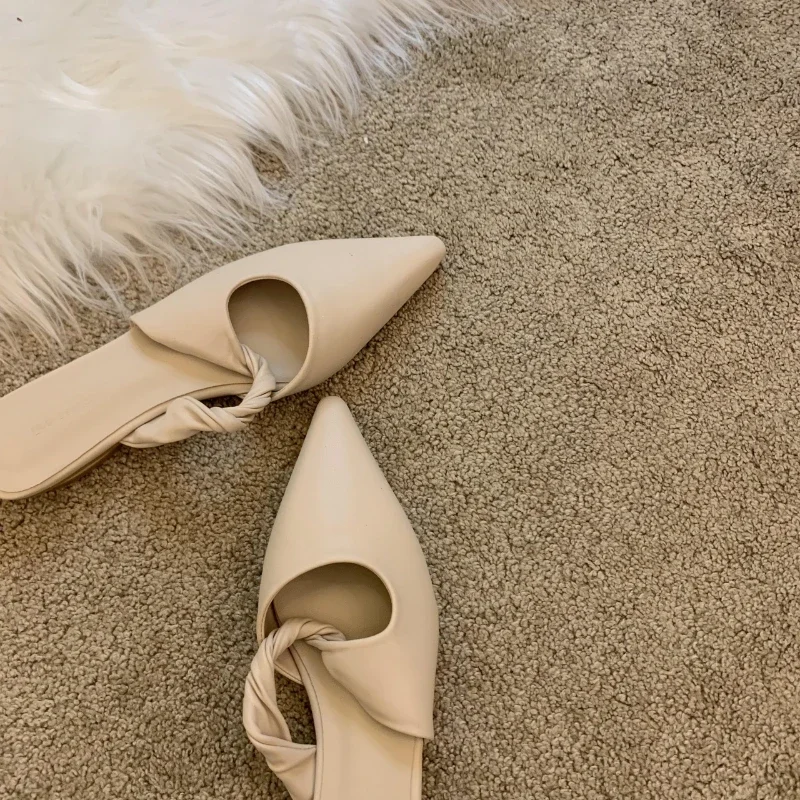 Women's Pointed-Toe Flat Mules 5