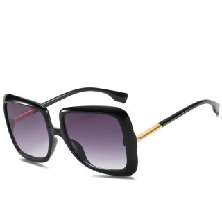Square-Frame Trendy Gradient Sunglasses 4