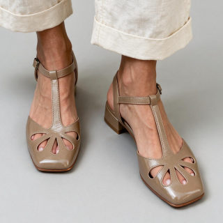 Women's T-Strap Roman-Style Cutout Sandals