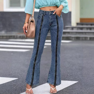 Zip-Detail Slimming Micro-Flare Jeans 2