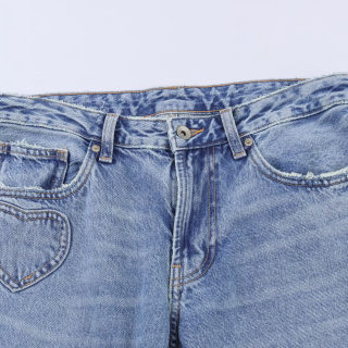 Street Heart-Shaped Ripped Straight Leg Jeans 3