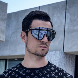 Personalized Large-Frame One-Piece Lens Sunglasses