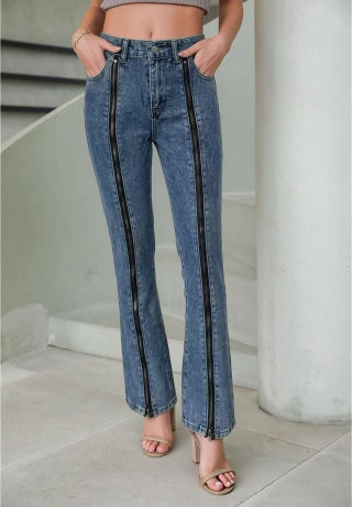 Zip-Detail Slimming Micro-Flare Jeans 6