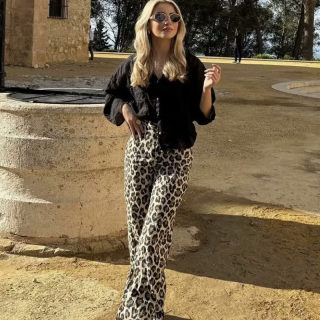 Loose Drop-Crotch Sport Pants 3