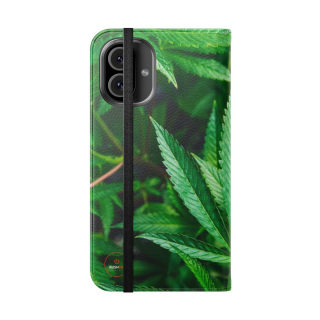 Marijuana leaf flip case 104