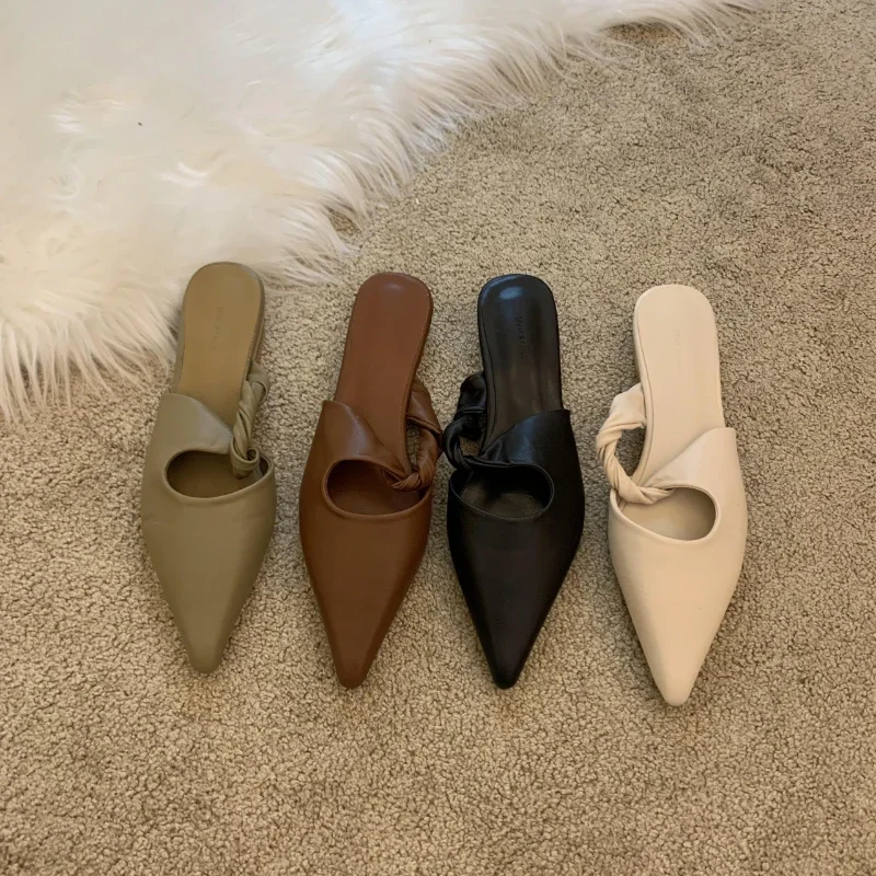 Women's Pointed-Toe Flat Mules