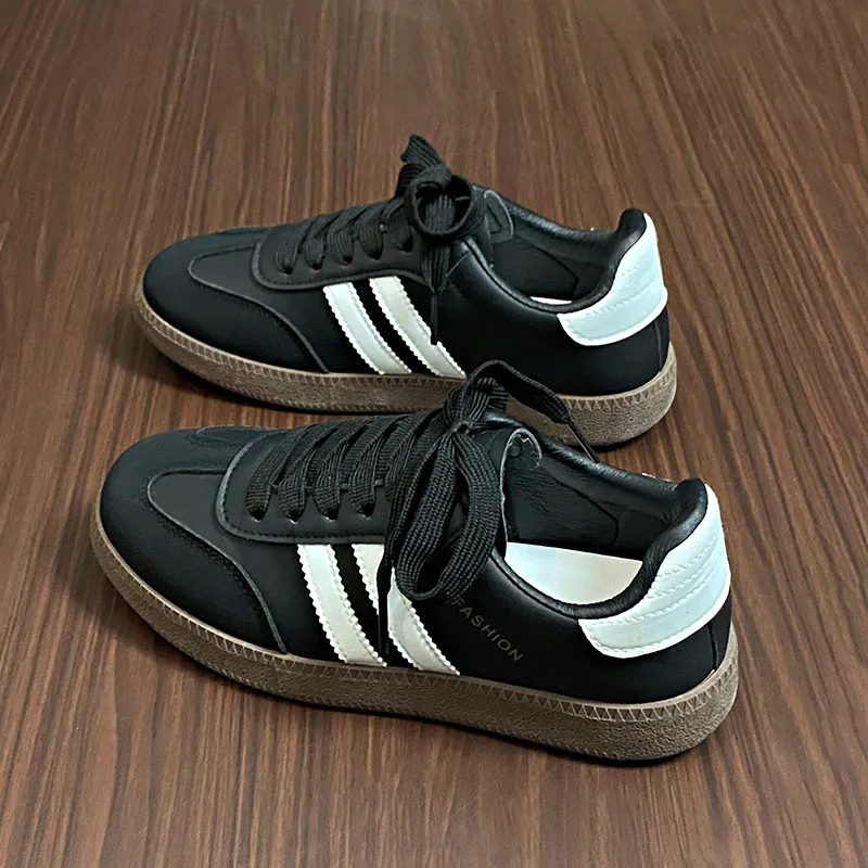 Side Striped Lace-Up Round Toe Sneakers 3