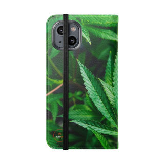 Marijuana leaf flip case 110