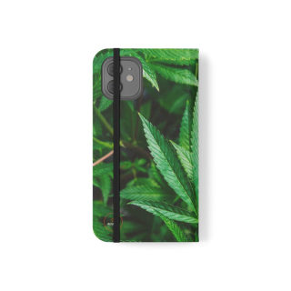 Marijuana leaf flip case 134