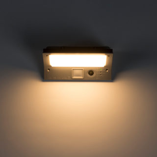 Solar 21-LED Wall Light with Motion Sensor 5