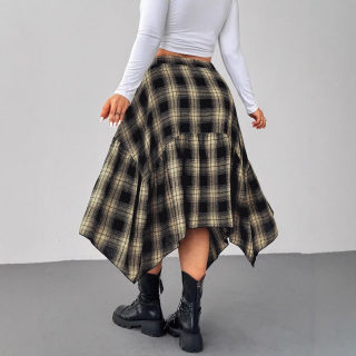 Chic Vintage Plaid Irregular Hem Maxi Skirt | Plus Size 2