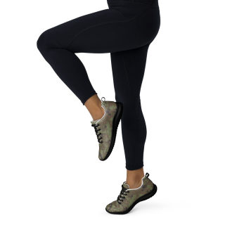 Women's athletic shoes 8