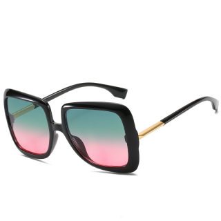 Square-Frame Trendy Gradient Sunglasses 5